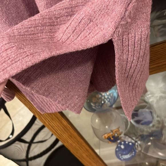 Sweater - Picture 4 of 5